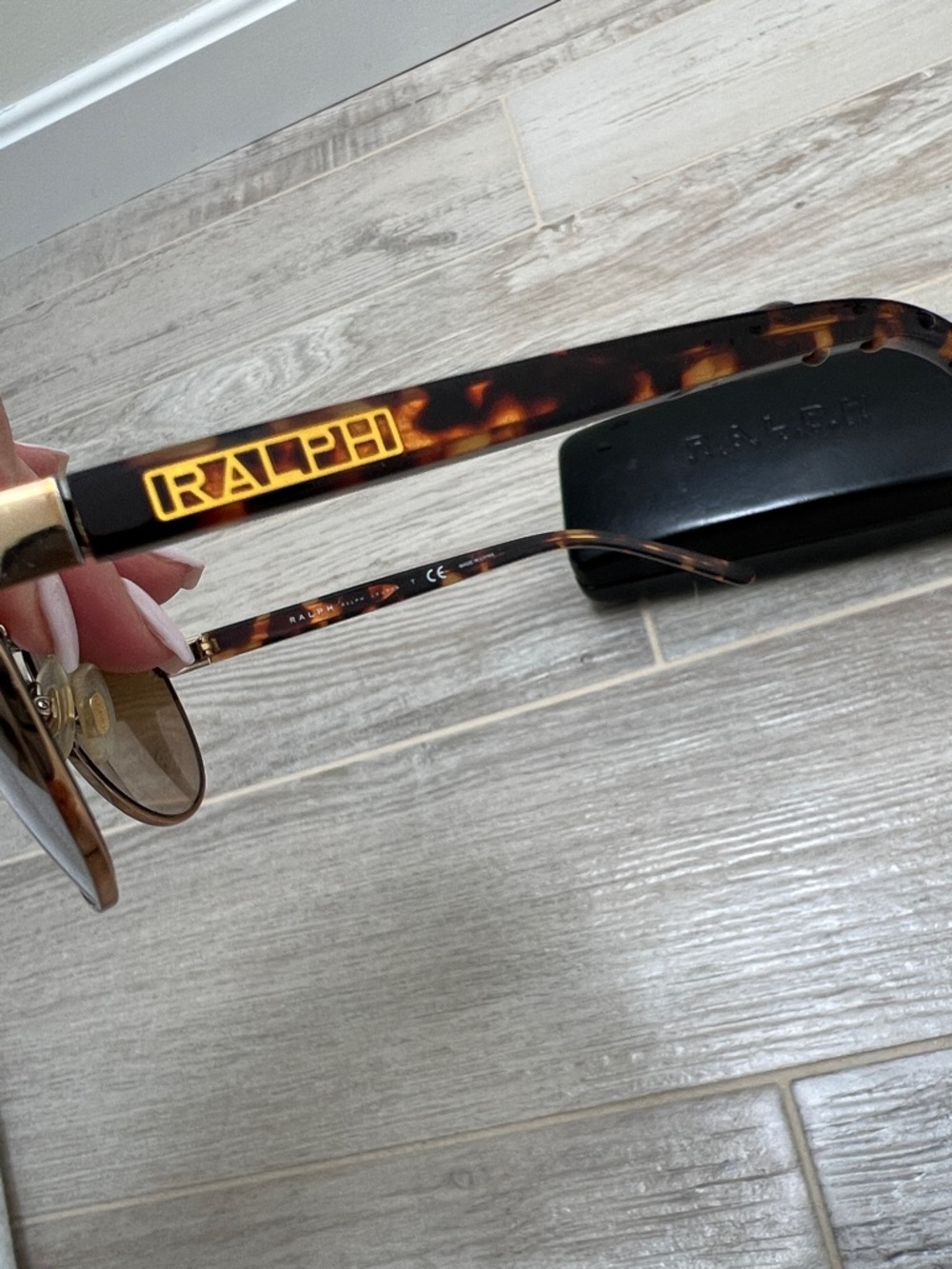 Ralph Lauren Gold Frame Brown Lens Aviator Sunglasses - Picture 3 of 10